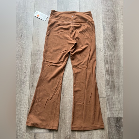 Lululemon Groove Super-High-Rise Flared Pant *Nulu in Roasted Brown - Picture 4 of 6
